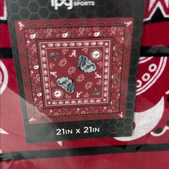 Alabama Crimson Tide Game Day Accessory Set - Bandana & Face Stickers - Picture 3 of 5